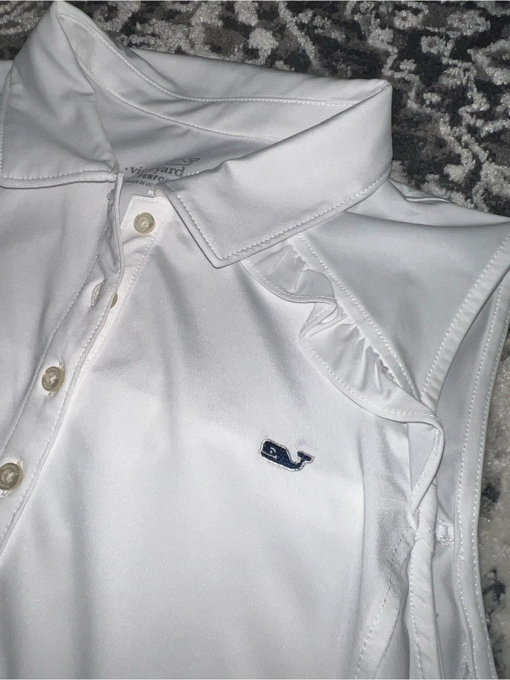 🏓NWOT Vineyard Vines ladies performance Sleeveless Polo ruffle detail medium🎾